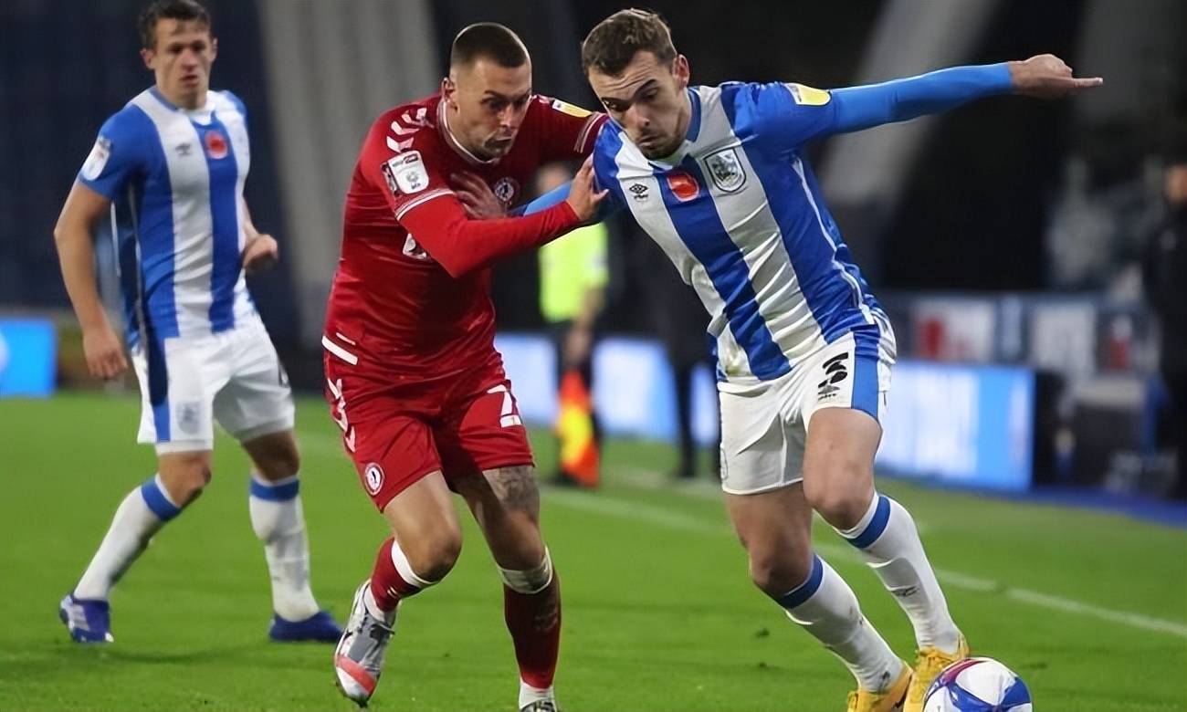 bob体育官网-哈德斯菲尔德不敌对手，保级形势岌岌可危！